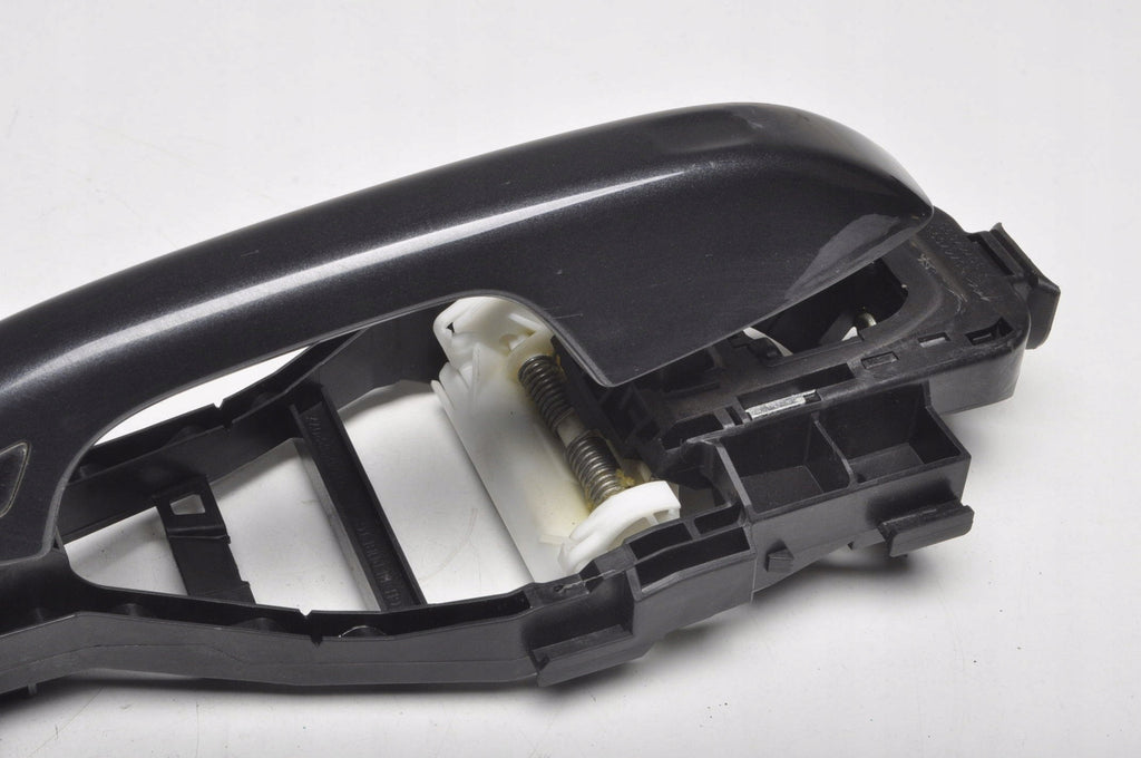 VOLVO S60 III V60 II DOOR HANDLE EXTERIOR LEFT FRONT UK