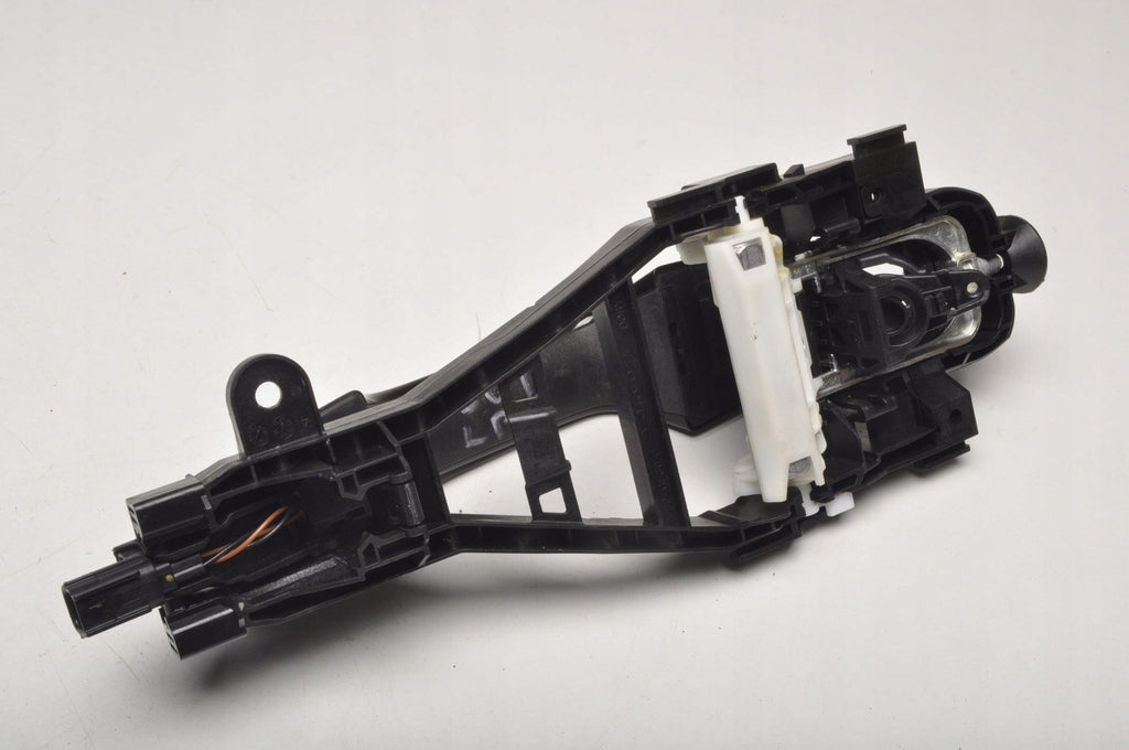 VOLVO S60 III V60 II DOOR HANDLE EXTERIOR LEFT FRONT UK