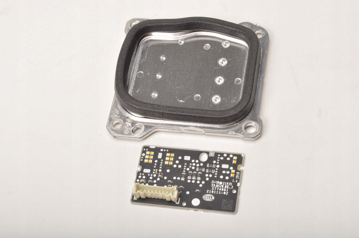 VOLVO S60 III V60 II LED MODULE 220157-02 RIGHT