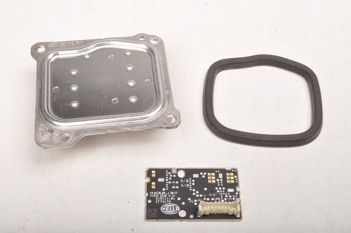 VOLVO S60 III V60 II LED MODULE 220157-02 RIGHT