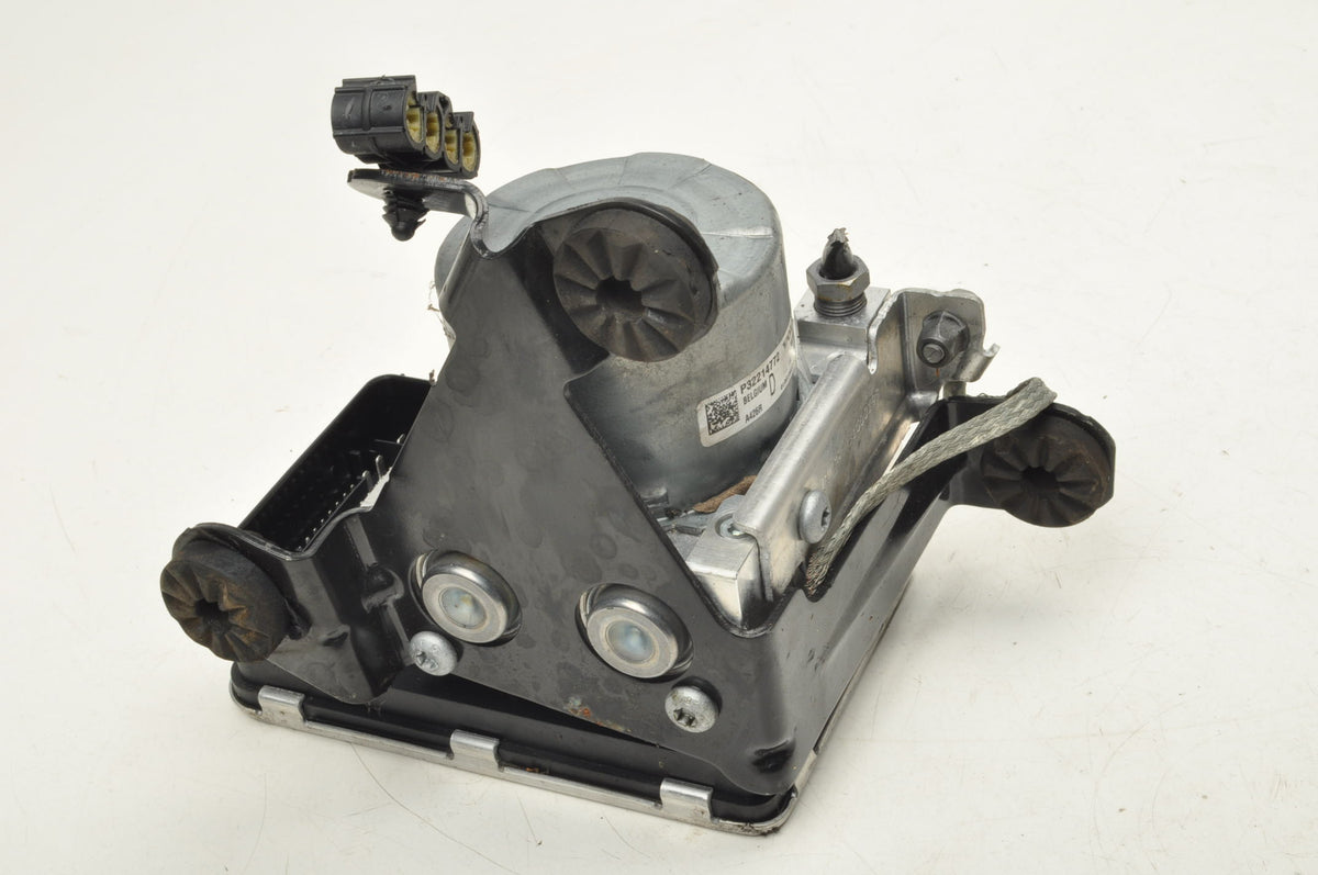 VOLVO S60 III V60 II PUMP ABS 32214772