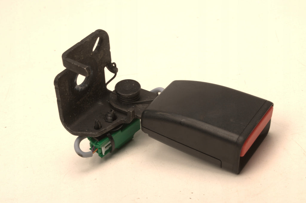 VOLVO S60 III V60 II SEAT BELT CLASPS 31462761
