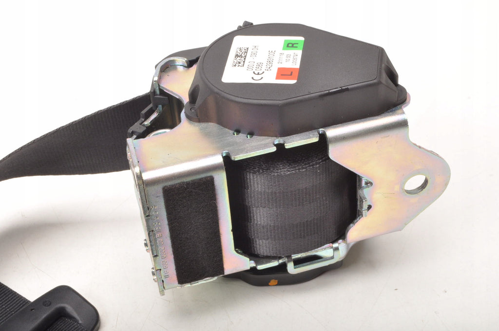 VOLVO S60 III V60 II SEAT BELT RIGHT REAR 2 ROW 31462756