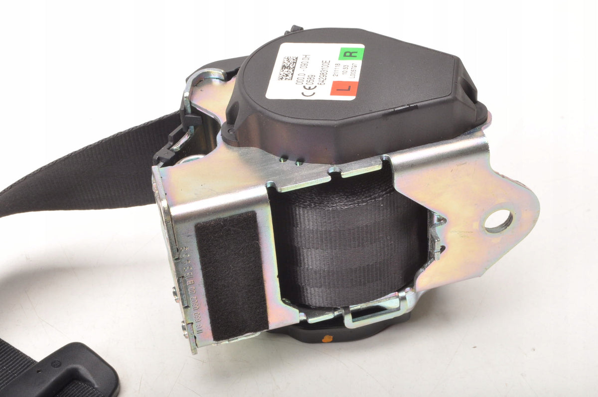 VOLVO S60 III V60 II SEAT BELT RIGHT REAR 2 ROW 31462756
