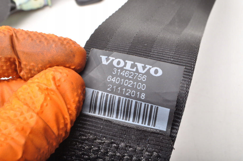 VOLVO S60 III V60 II SEAT BELT RIGHT REAR 2 ROW 31462756