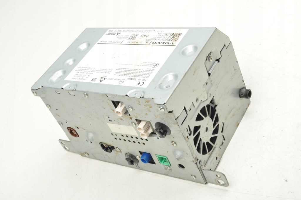 VOLVO S60 III V60 II XC40 II RADIO 32141085