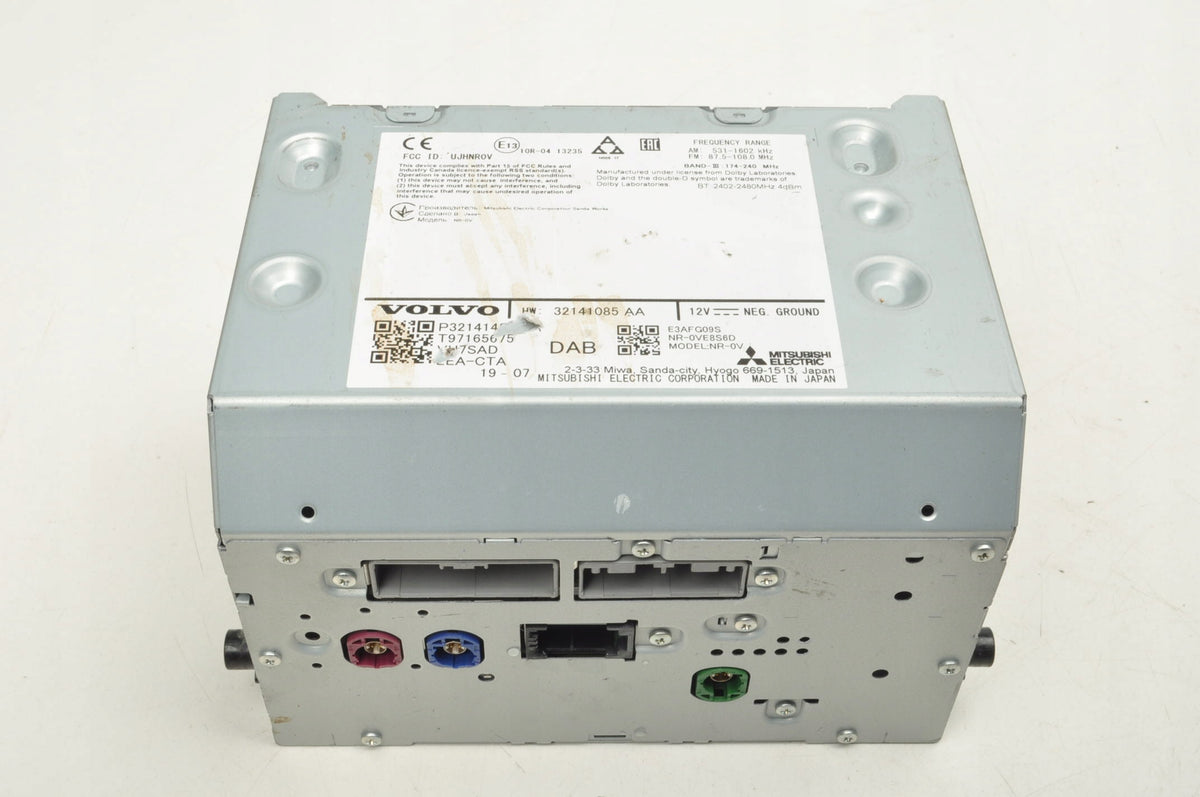 VOLVO S60 III V60 II XC40 II RADIO 32141085