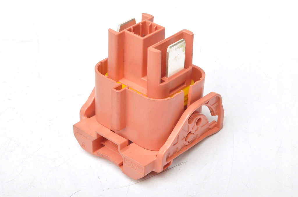 VOLVO S60 III XC90 II V60 II FUSE 31473430