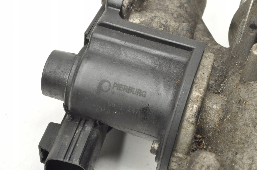 VOLVO S60 S80 V70 II 2.4 D5 185KM VALVE EGR 30774446