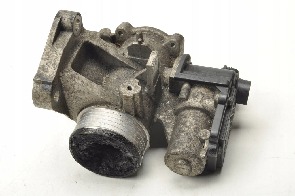 VOLVO S60 S80 V70 II 2.4 D5 185KM VALVE EGR 30774446