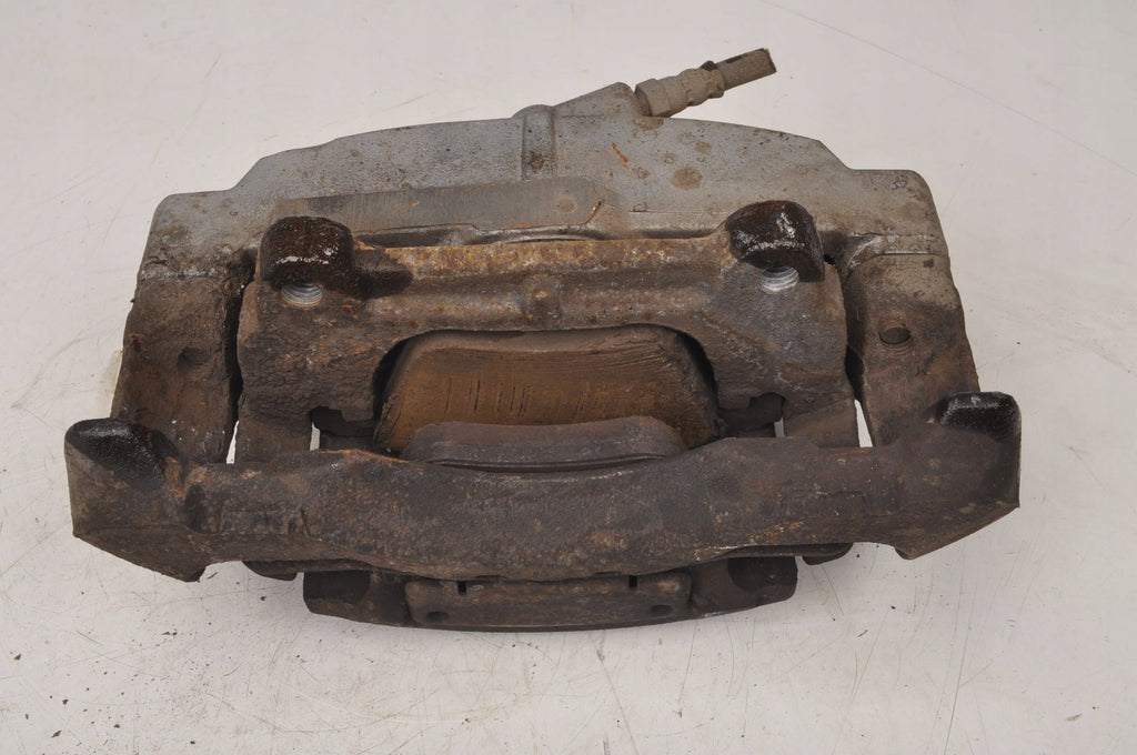 VOLVO S60 V60 2.4 D4 CLAMP RIGHT FRONT 946