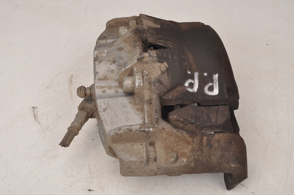 VOLVO S60 V60 2.4 D4 CLAMP RIGHT FRONT 946