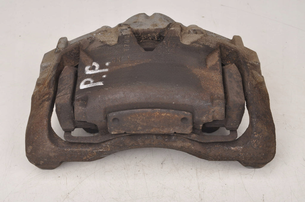 VOLVO S60 V60 2.4 D4 CLAMP RIGHT FRONT 946