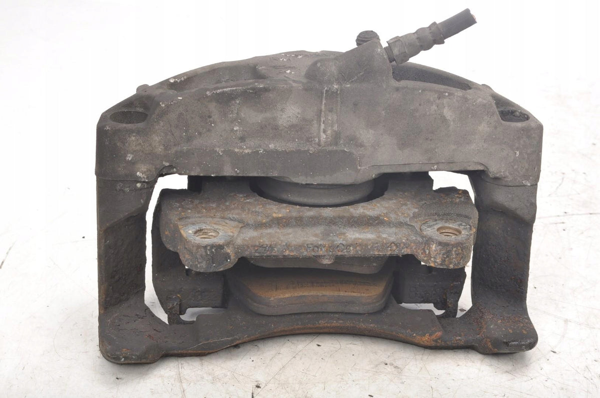 VOLVO S60 V60 2.4 D5 BRAKE CALIPER RIGHT FRONT