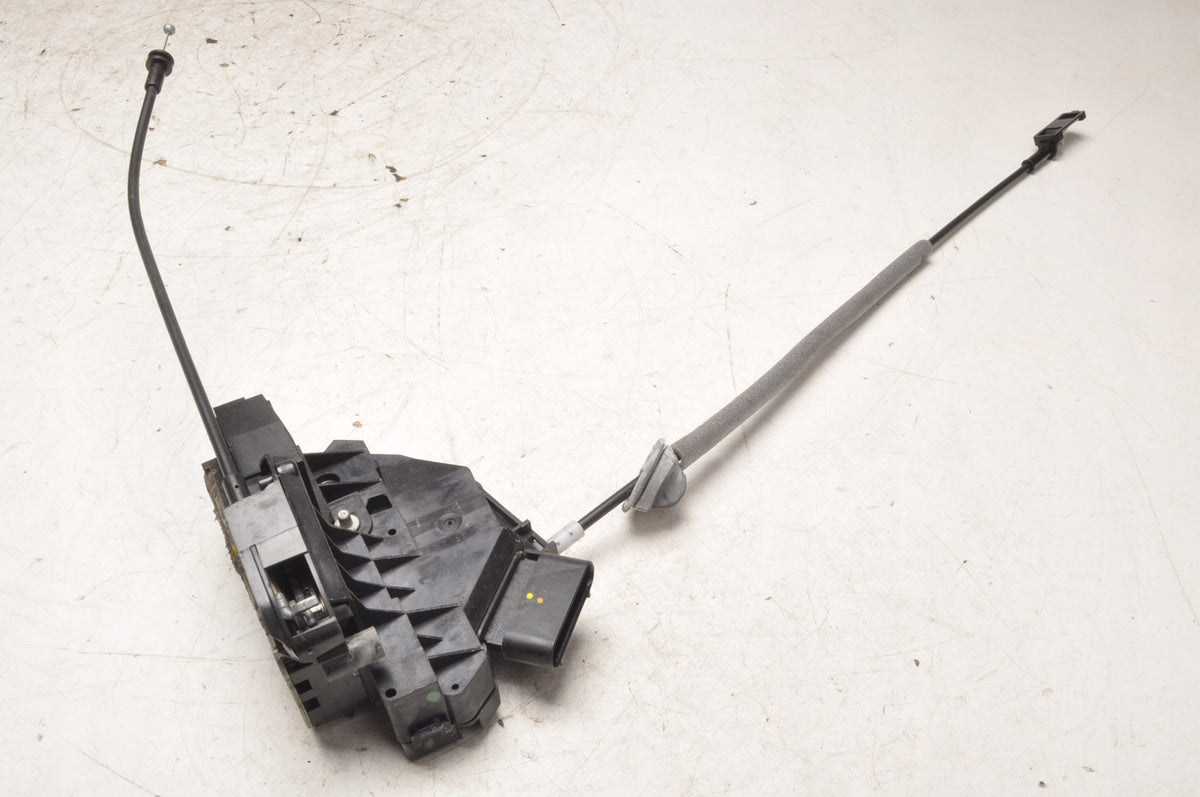VOLVO S60 V60 DOOR LOCK RIGHT FRONT 31301740