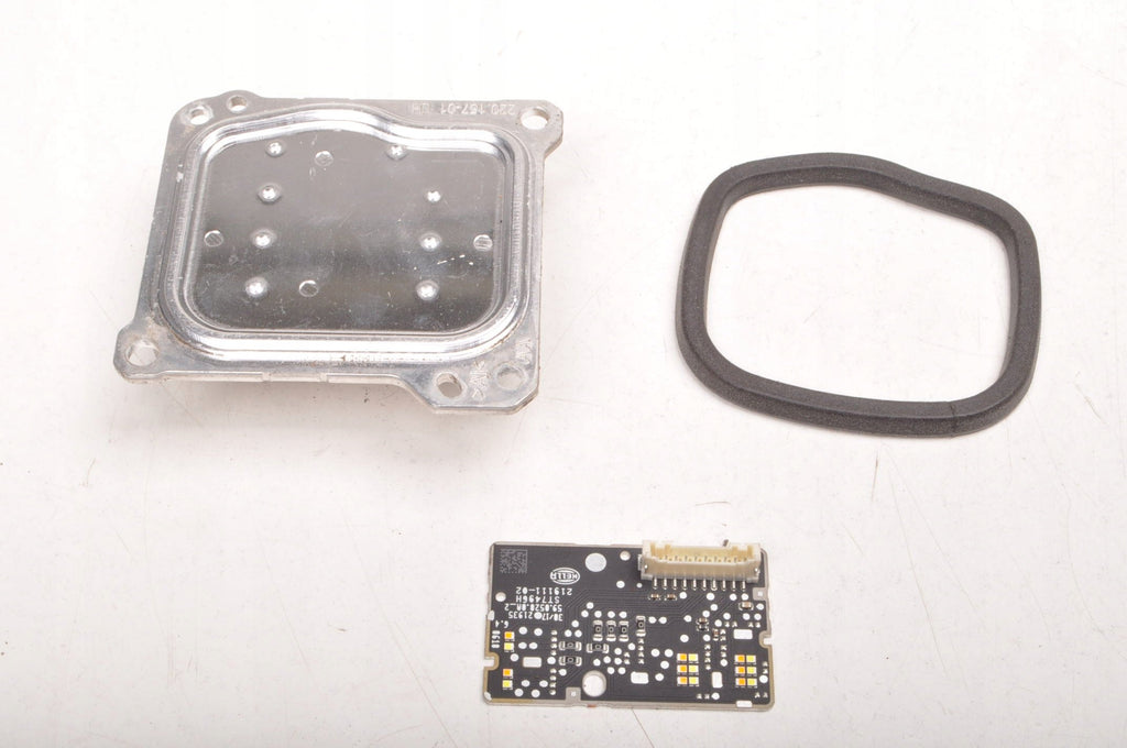 VOLVO S60 V60 II LED MODULE DRIVER 220157-01 LEFT