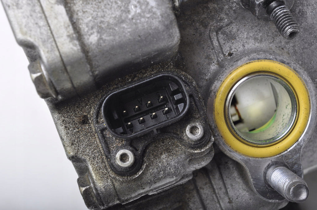 VOLVO S60 V60 II T8 Plug-in Hybrid AIR CONDITIONING COMPRESSOR 32260523 2020R