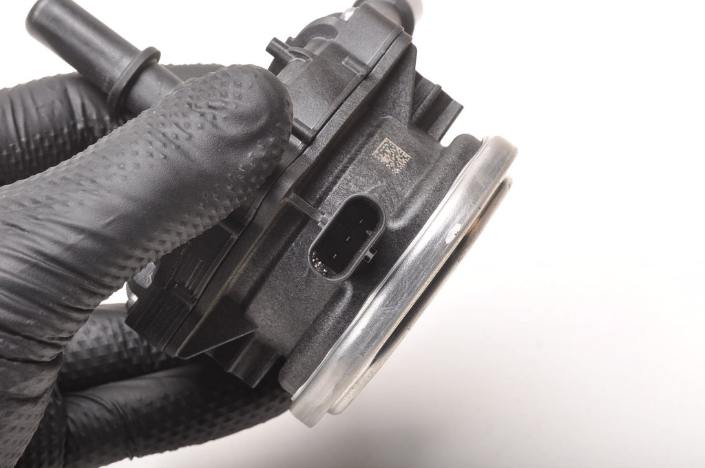 VOLVO S60 V60 S90 V90 XC40 XC60 II B4 Mild-Hybrid WATER PUMP 31669539 2025R