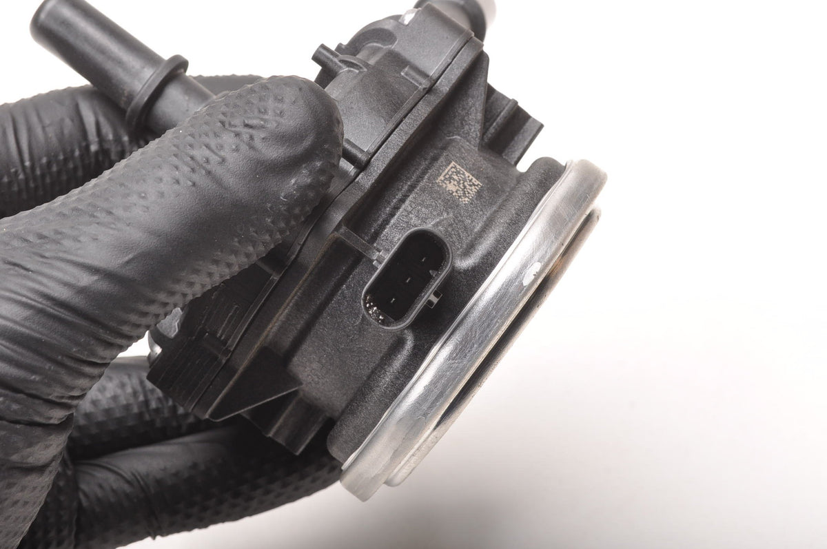 VOLVO S60 V60 S90 V90 XC40 XC60 II B4 Mild-Hybrid WATER PUMP 31669539 2025R