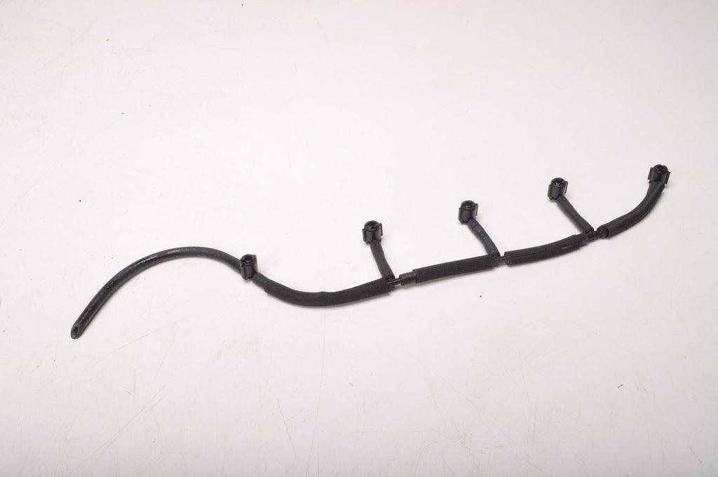 VOLVO S60 V60 XC60 AND 2.4 D5 FUEL OVERFLOW LINES