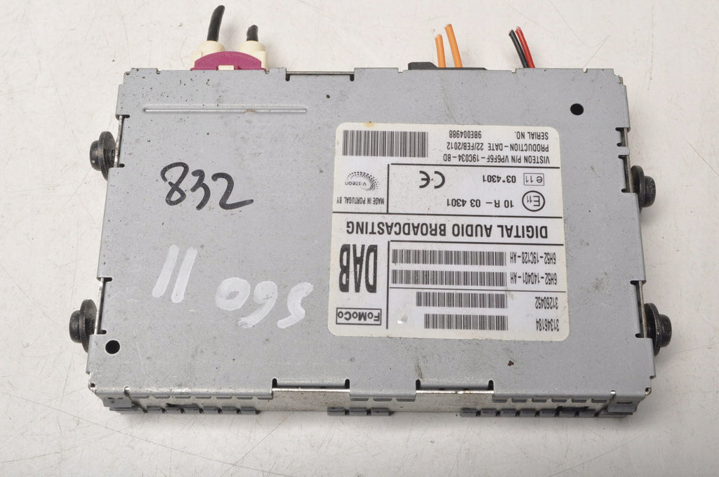 VOLVO S60 V60 XC60 AND AMPLIFIER RADIO MODULE 31346184