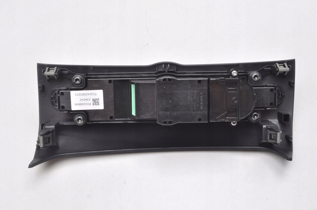 VOLVO S60 V60 XC60 II RADIO PANEL P31398846