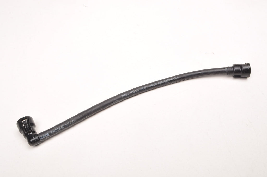 VOLVO S60 V60 XC60 XC90 T8 PIPE HOSE 2024R 32222163