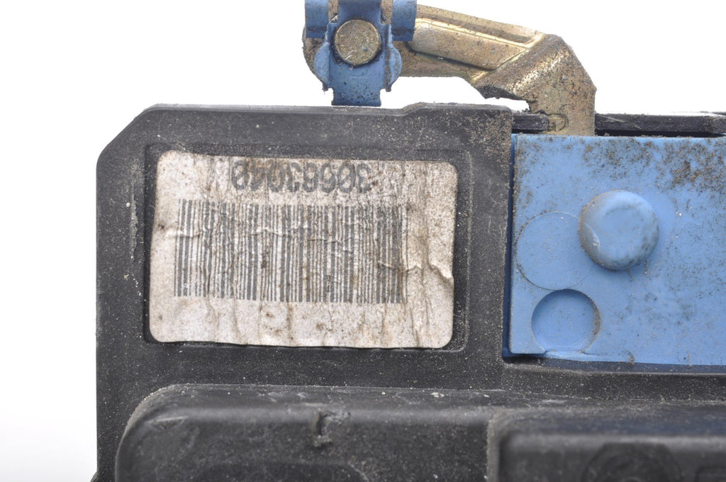 VOLVO S60 V70 DOOR LOCK LEFT FRONT 8PIN 30663040