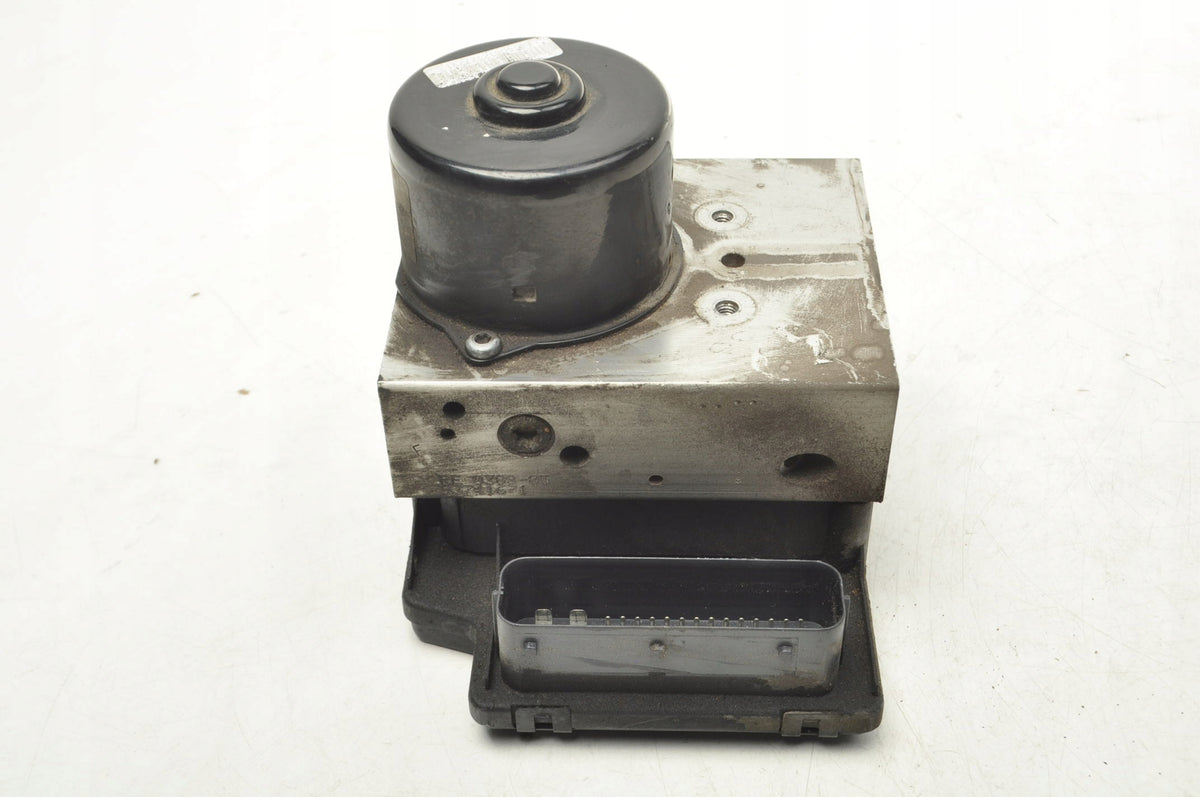 VOLVO S80 AND 2.5 TDI 140 KM PUMP ABS 9496930