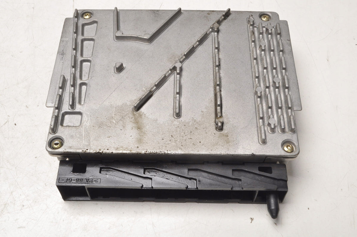 VOLVO S80 AND 2.5 TDI ENGINE COMPUTER 09496667A