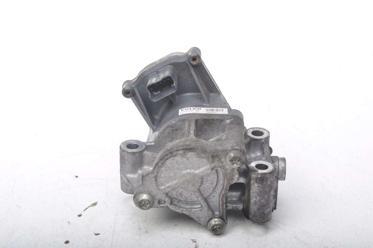 VOLVO S80 II 2.4 D5 OIL PUMP BOX 31325357