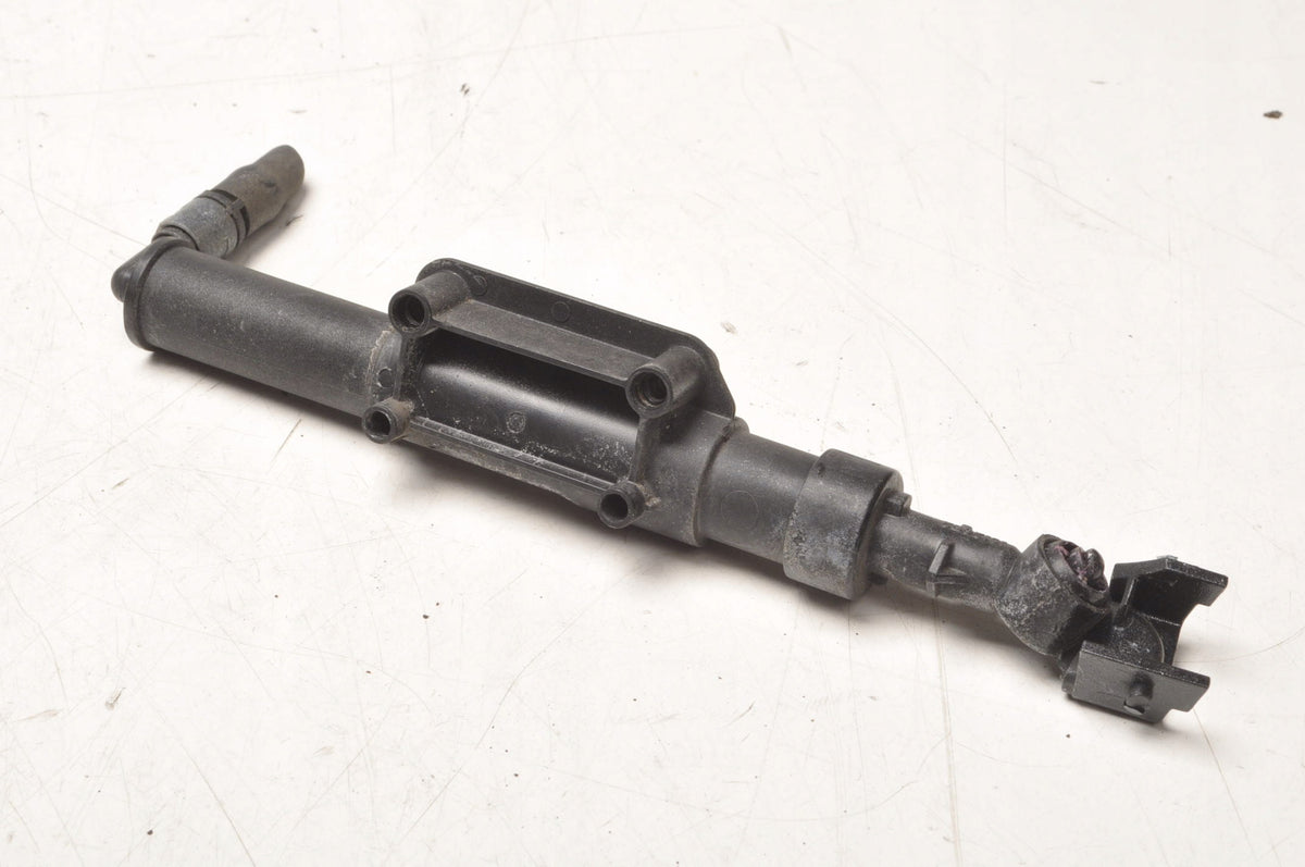 VOLVO S80 II HEADLIGHT WASHER PUMP LEFT 31294174