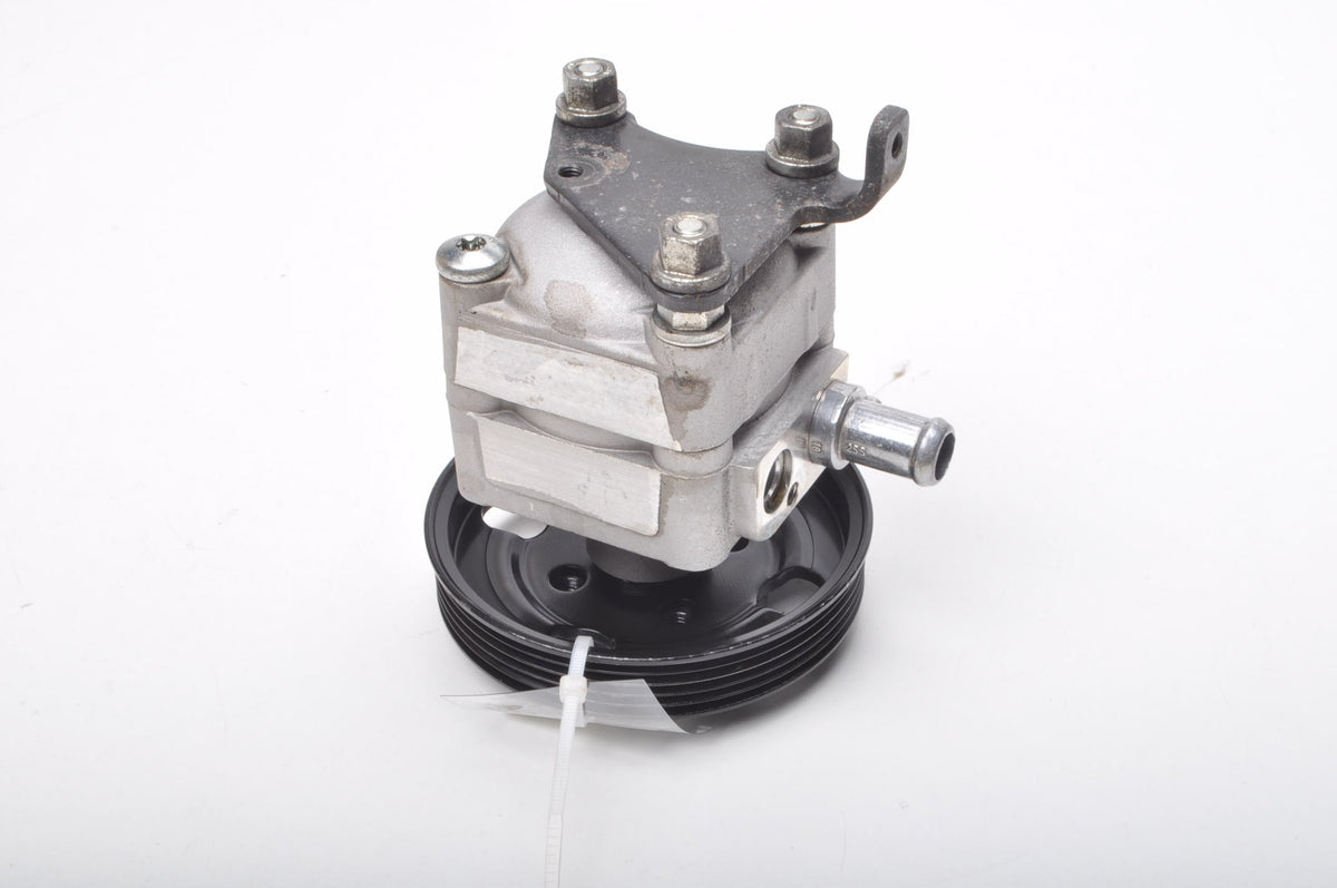 VOLVO S80 II V70 III 2.4 D5 185KM POWER STEERING PUMP