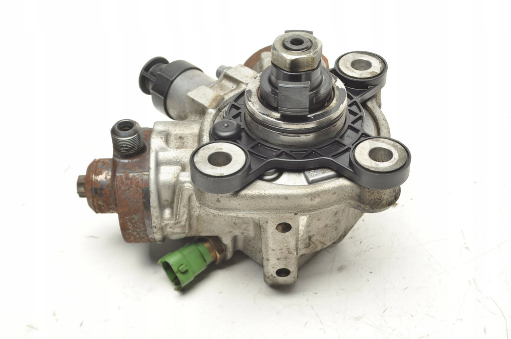 VOLVO S80 II V70 III 2.4 D5 215KM INJECTION PUMP 0445010618 31272896