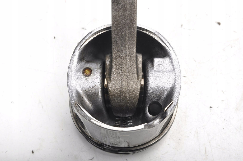 VOLVO S80 V70 III 2.0 D3 PISTON WITH CONNECTING ROD 81L123