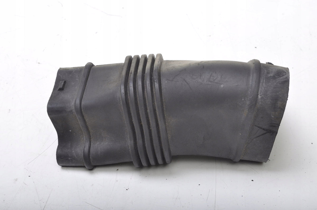 VOLVO S80 V70 III AIR INTAKE PIPE 31274372