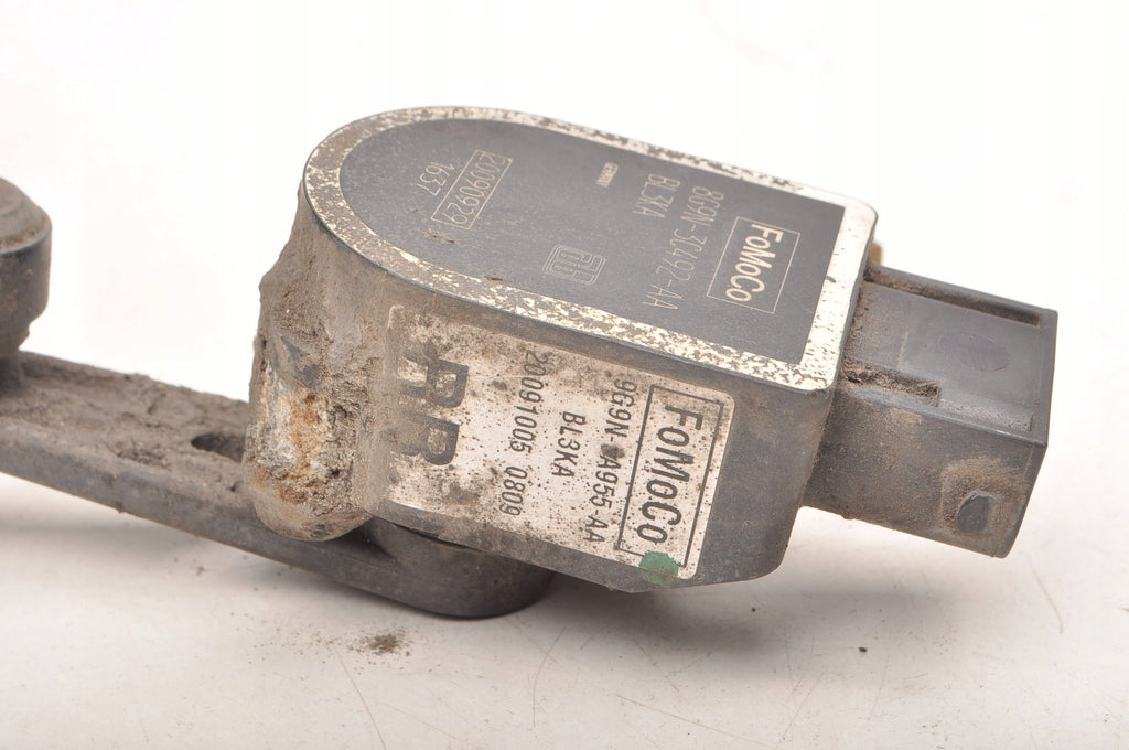 VOLVO S80 V70 III XC60 AND XENON LEVELING SENSOR 8G9N-3C492-AA