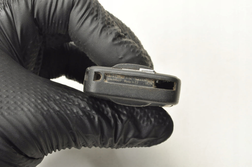 VOLVO S80 V70 XC70 XC60 S60 V60 REMOTE CONTROL KEY 30659607