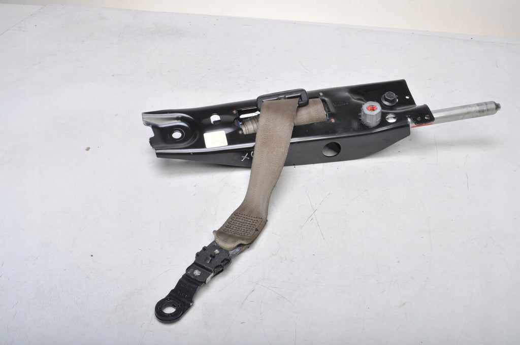 VOLVO S80 XC70 II SEAT BELT RIGHT FRONT 39811483