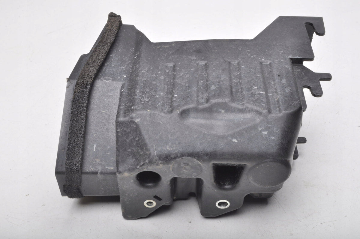 VOLVO S90 II V90 II BATTERY HOUSING 31479621 31479622