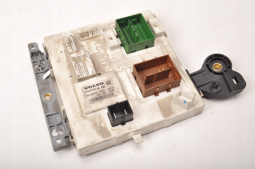 VOLVO S90 II V90 XC60 II MODULE CEM 31472789AB