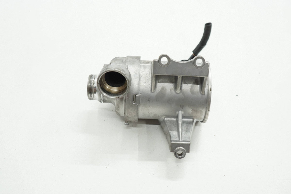 VOLVO S90 V90 18R 2.0 T6 ADDITIONAL WATER PUMP 32382249