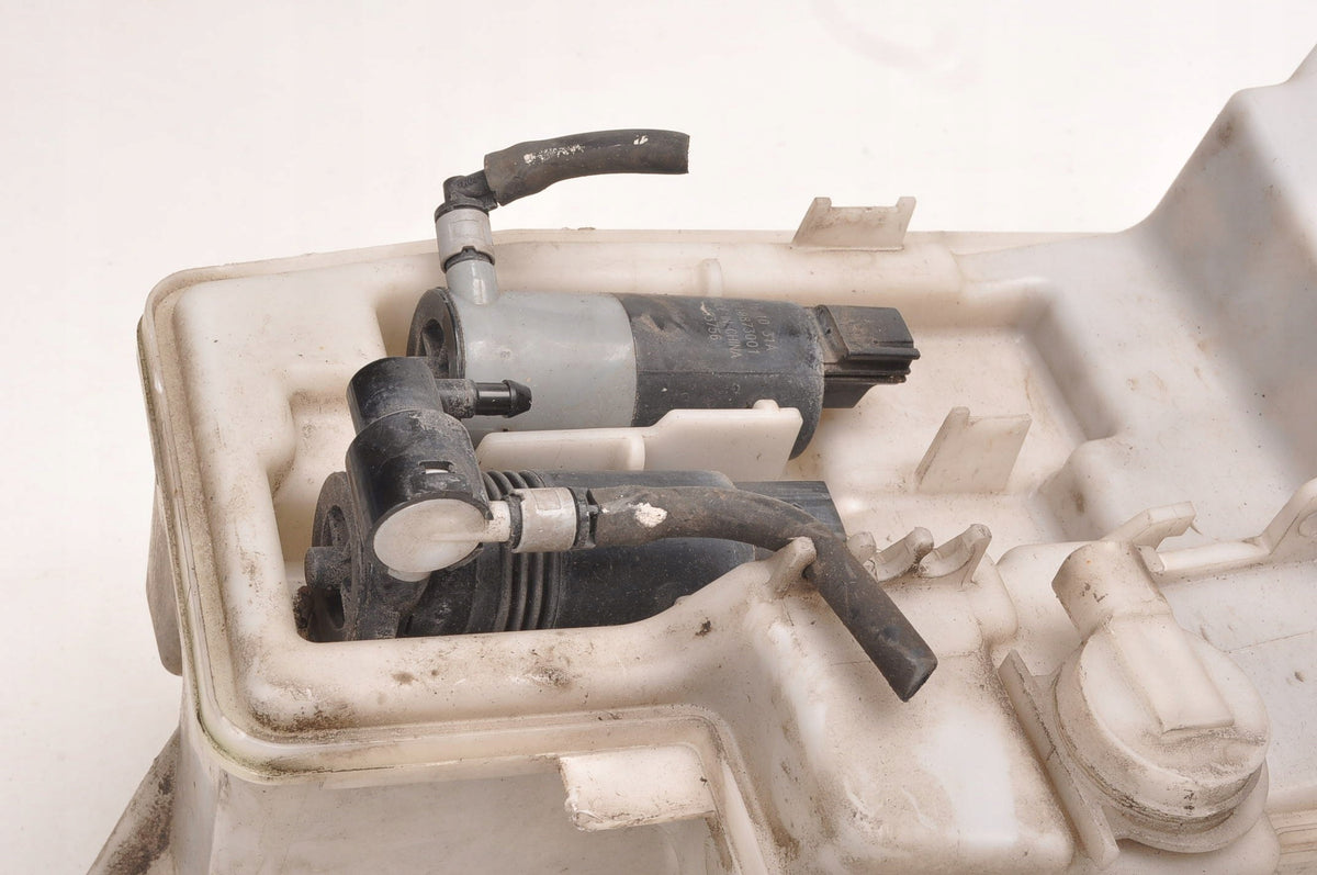 VOLVO S90 V90 II 2.0 D5 WASHER RESERVOIR 31662428