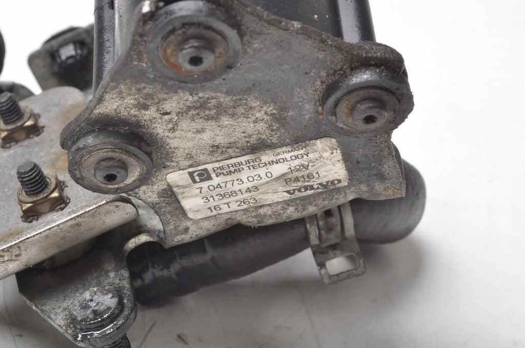 VOLVO S90 V90 II 2.0 D5 WATER PUMP 31368143