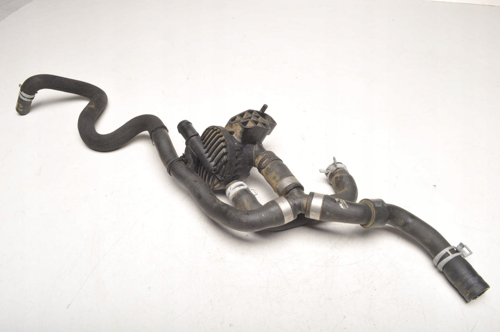 VOLVO S90 V90 II B5 Mild Hybrid 2.0 PIPE WATER CABLE PUMP 8888471907