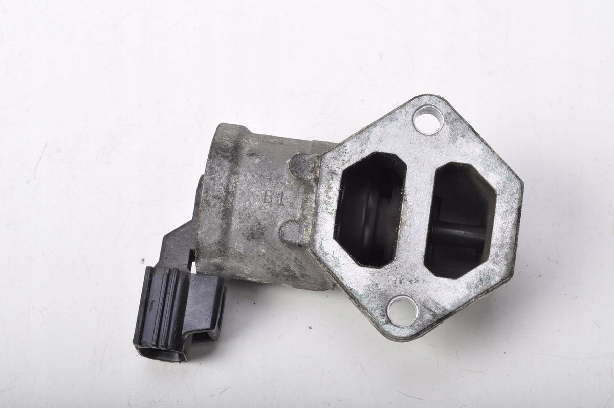 VOLVO V40 1.8 16V STEPPER MOTOR 1385097
