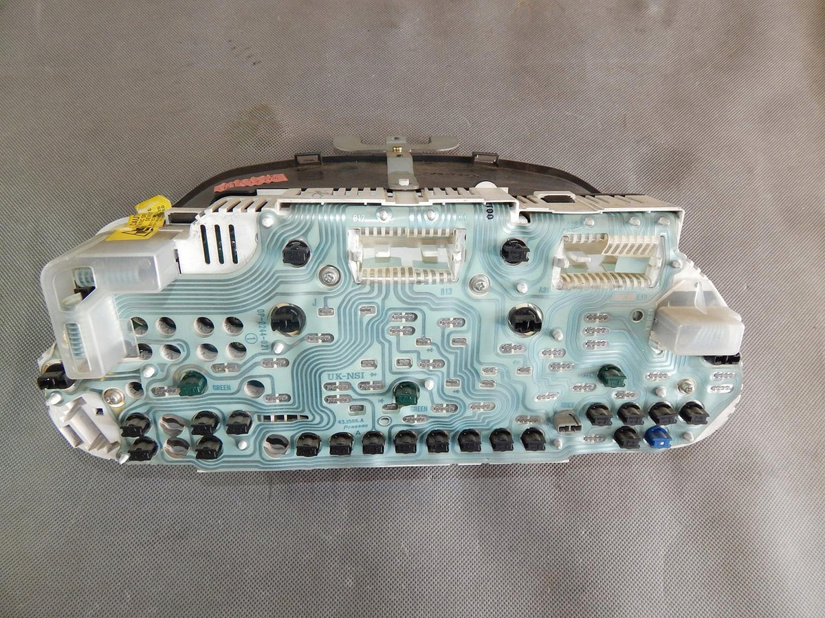 VOLVO V40 1.9 TD COUNTER 30857571 EUROPE