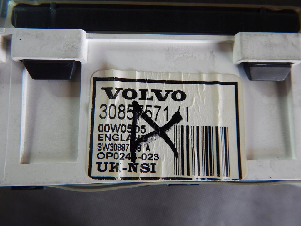 VOLVO V40 1.9 TD COUNTER 30857571 EUROPE