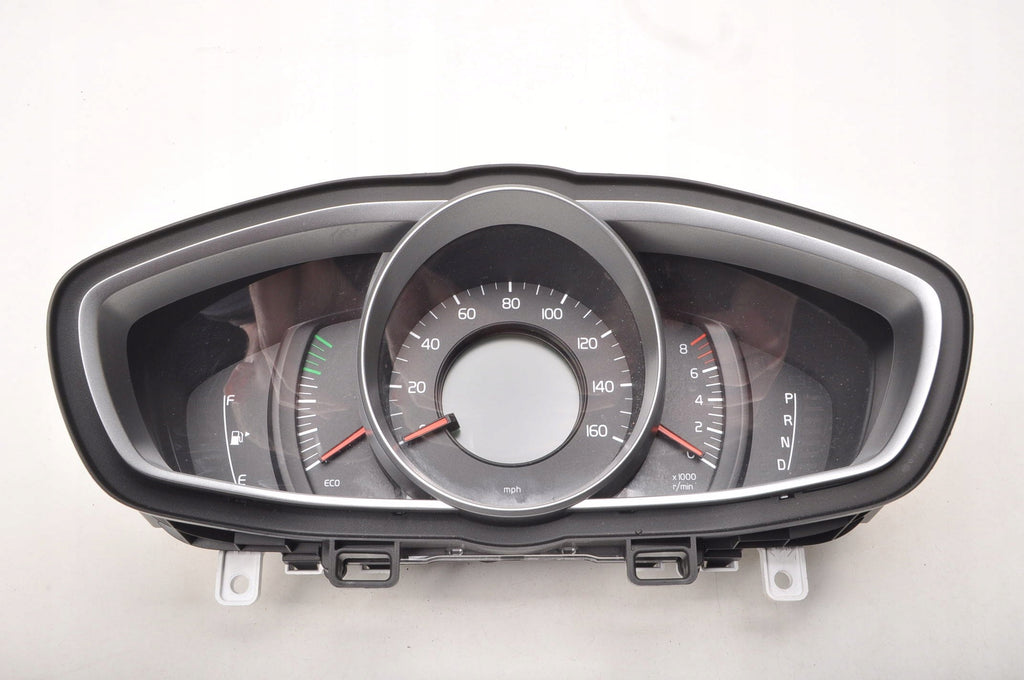 VOLVO V40 II 1.5 T2 COUNTER CLOCKS 31453104 UK LIFT