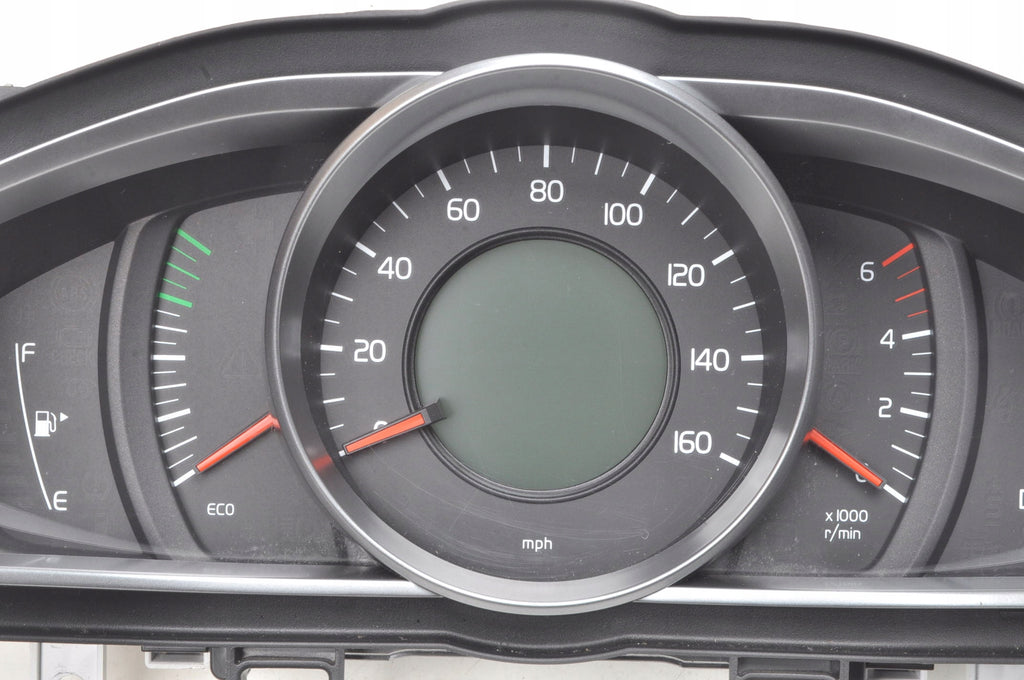 VOLVO V40 II 1.6 D2 114KM COUNTER CLOCKS UK 31412876
